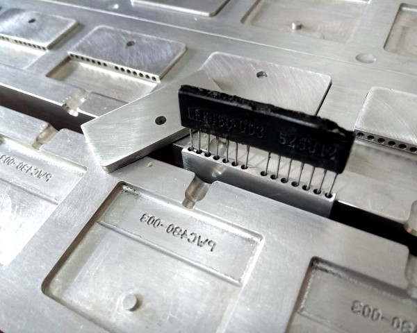 Molde para Componente Eletrônico
