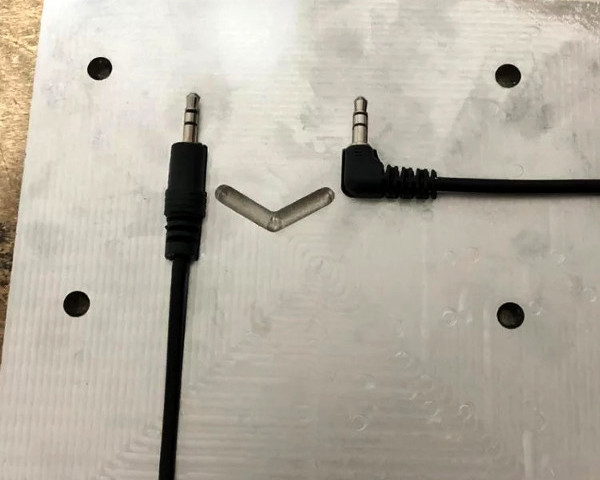 Molde para Cabo Plug P2 de Fone de Celular