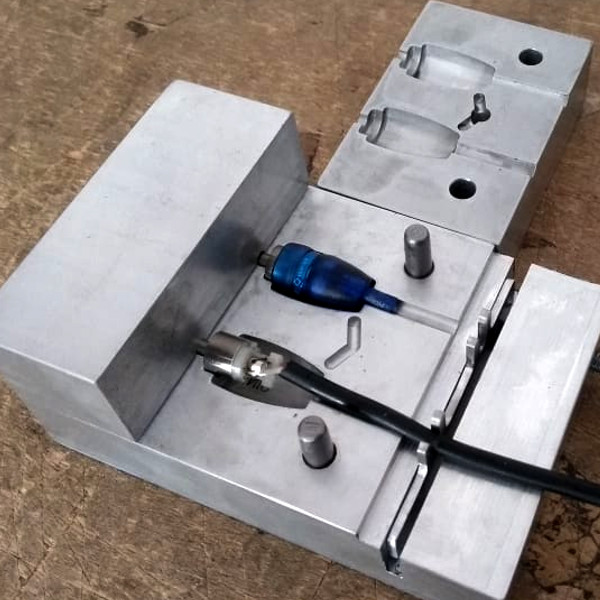 Molde para Cabo Plug RCA Áudio e Vídeo para TV Televisão
